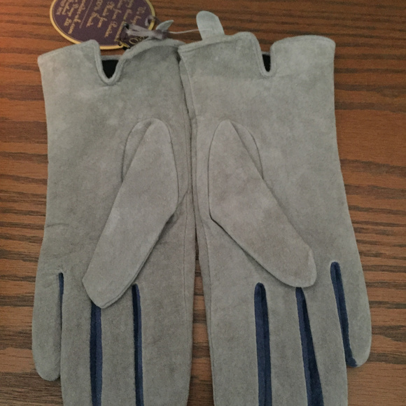 Powder Antoinette 100% Suede Gloves w Accents - Picture 5 of 5
